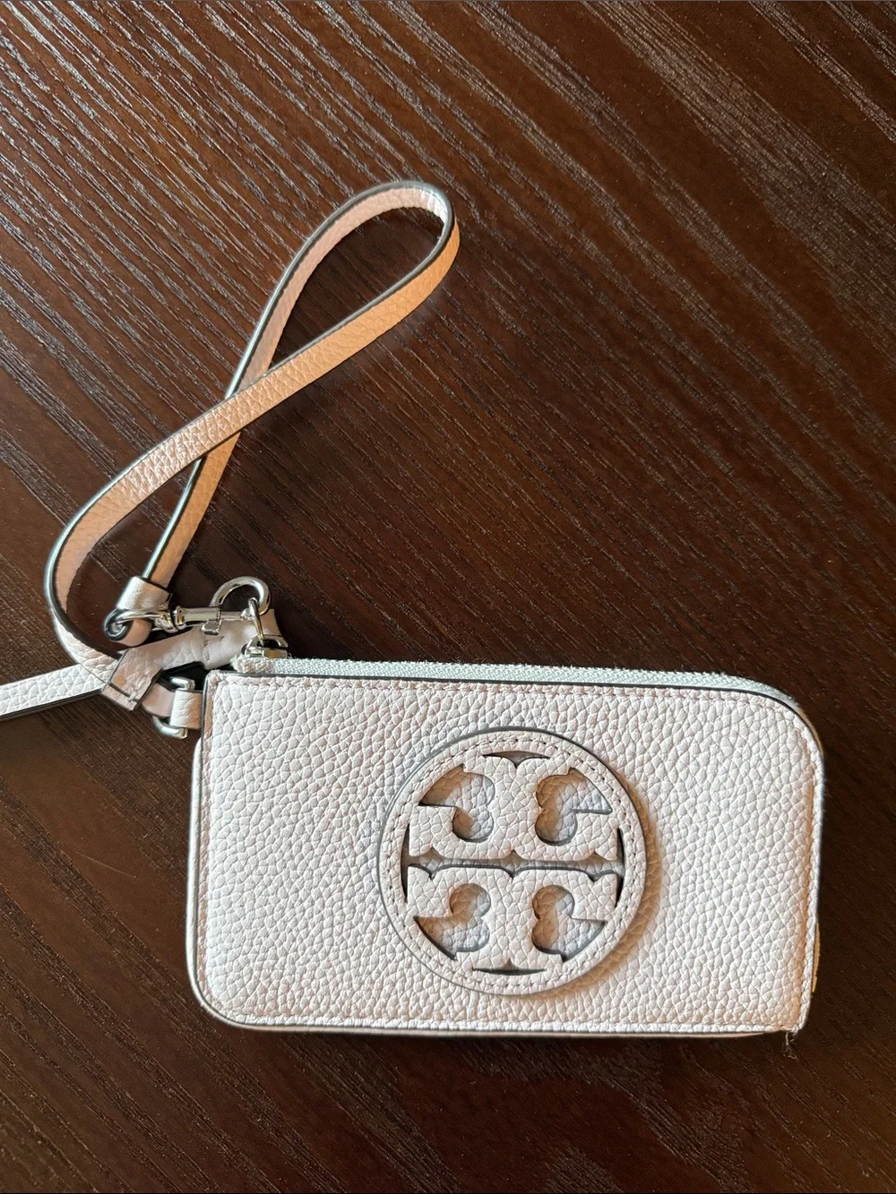 Tory Burch light pink Pebbled Leather Wristlet Wallet with Logo Cutout